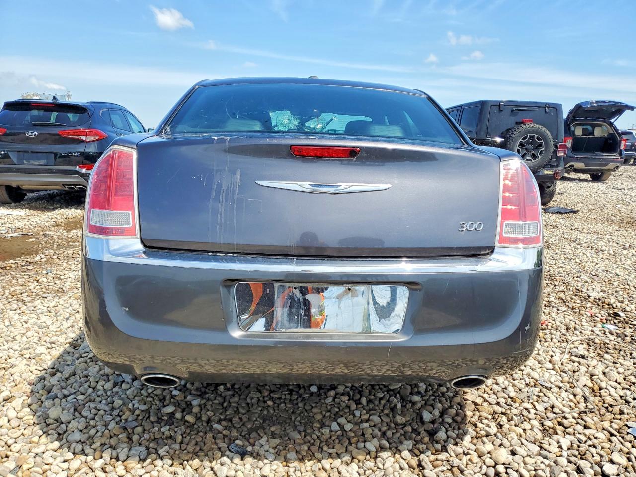 2013 Chrysler 300 Gray vin: 2C3CCAAG0DH732172
