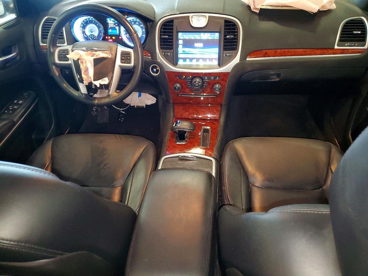 2014 Chrysler 300 Silver vin: 2C3CCAAG0EH121673