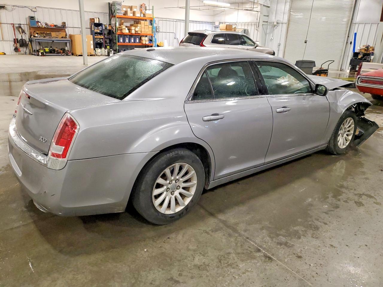 2014 Chrysler 300 Silver vin: 2C3CCAAG0EH121673