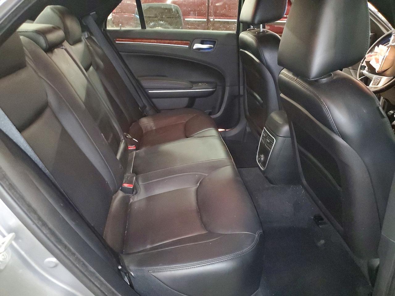 2014 Chrysler 300 Silver vin: 2C3CCAAG0EH121673