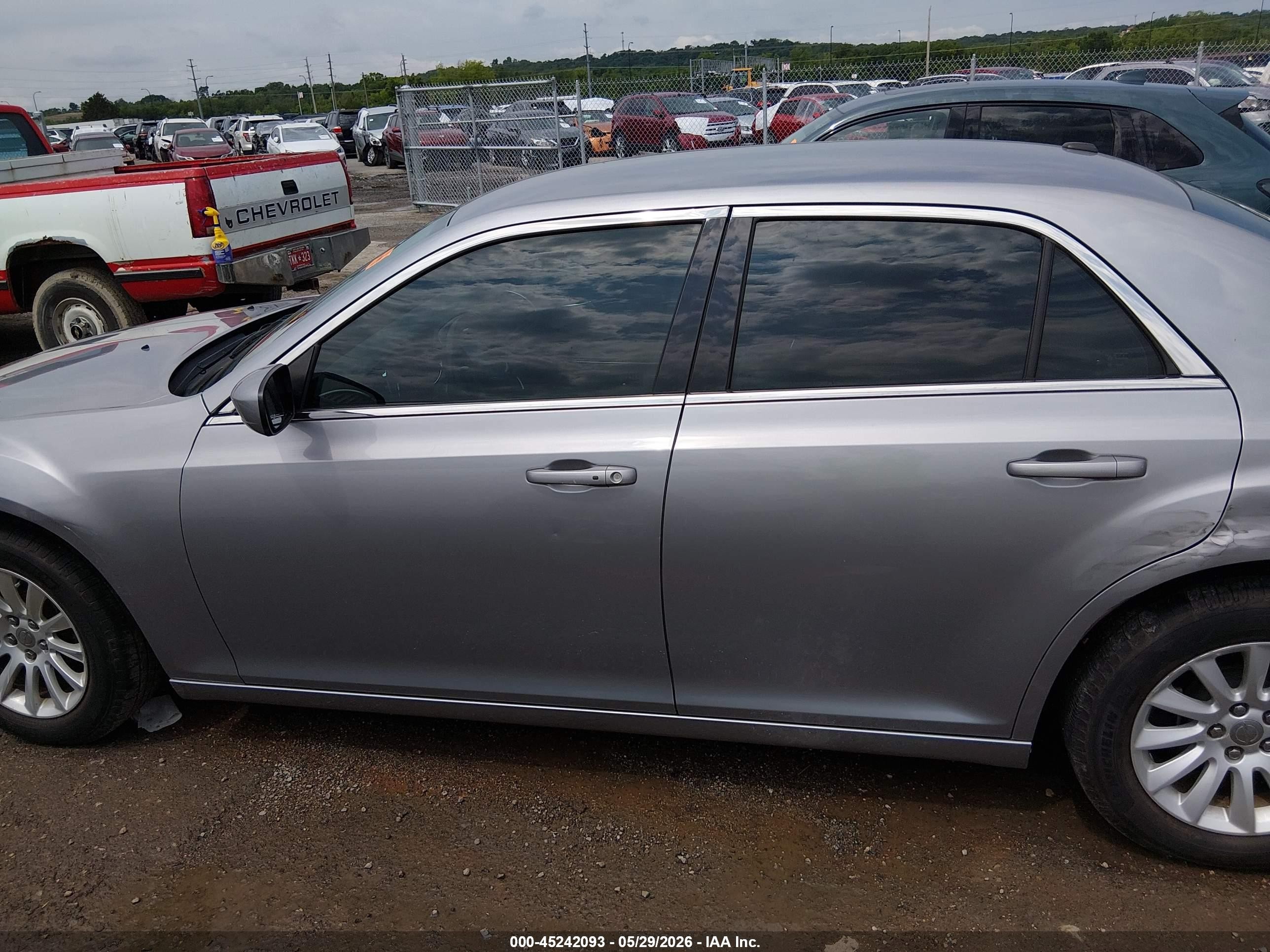 2014 Chrysler 300   Gray vin: 2C3CCAAG0EH182795