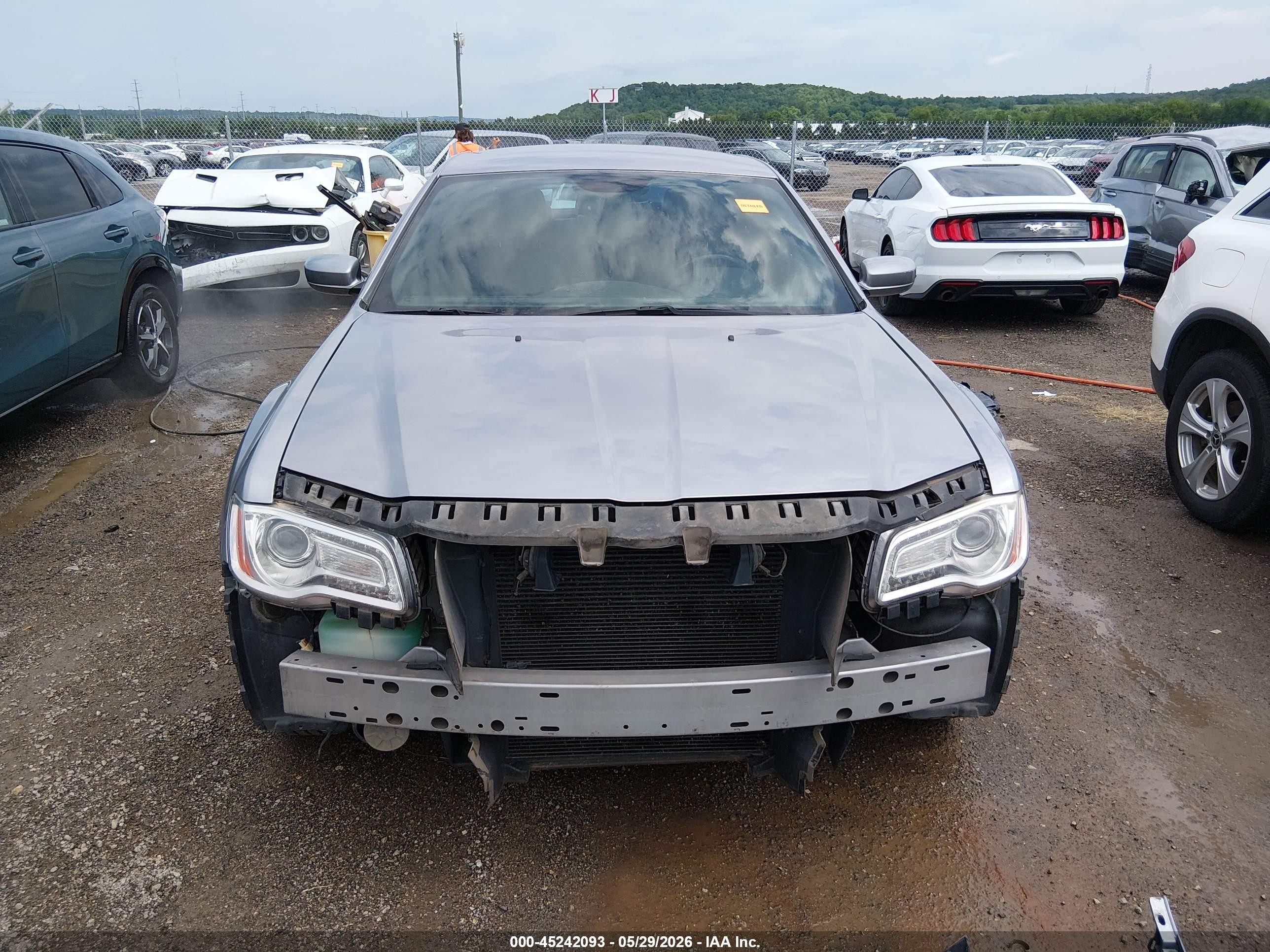 2014 Chrysler 300   Gray vin: 2C3CCAAG0EH182795