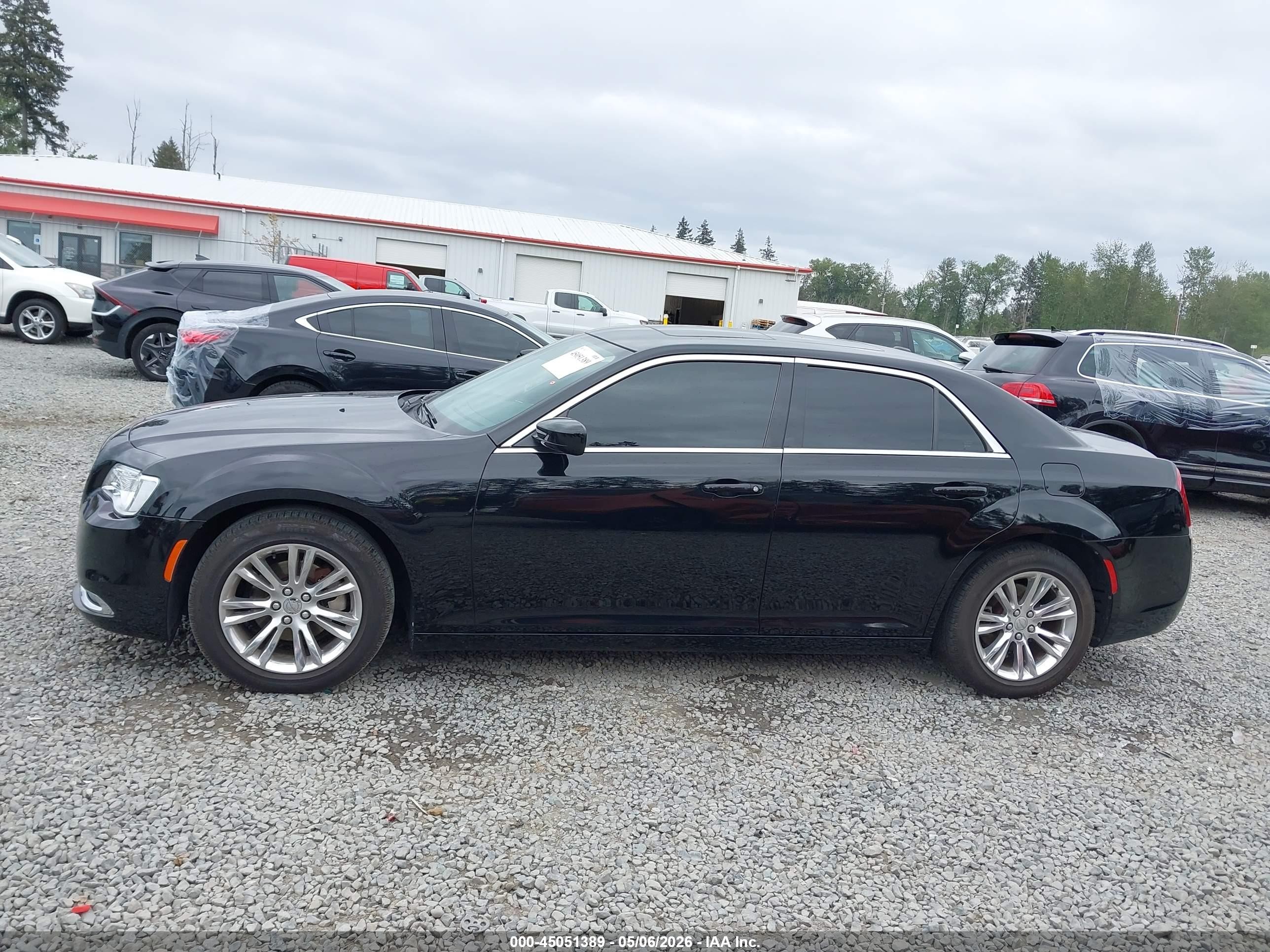 2015 Chrysler 300 Touring Black vin: 2C3CCAAG0FH828595