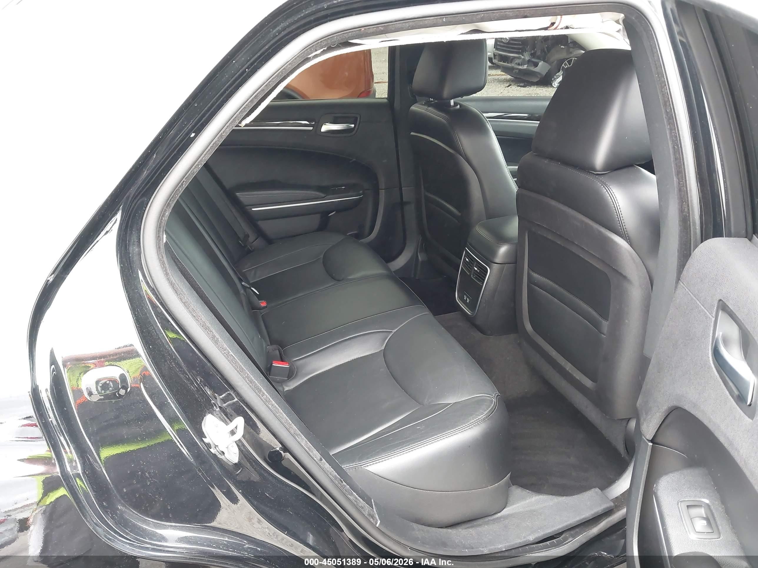 2015 Chrysler 300 Touring Black vin: 2C3CCAAG0FH828595