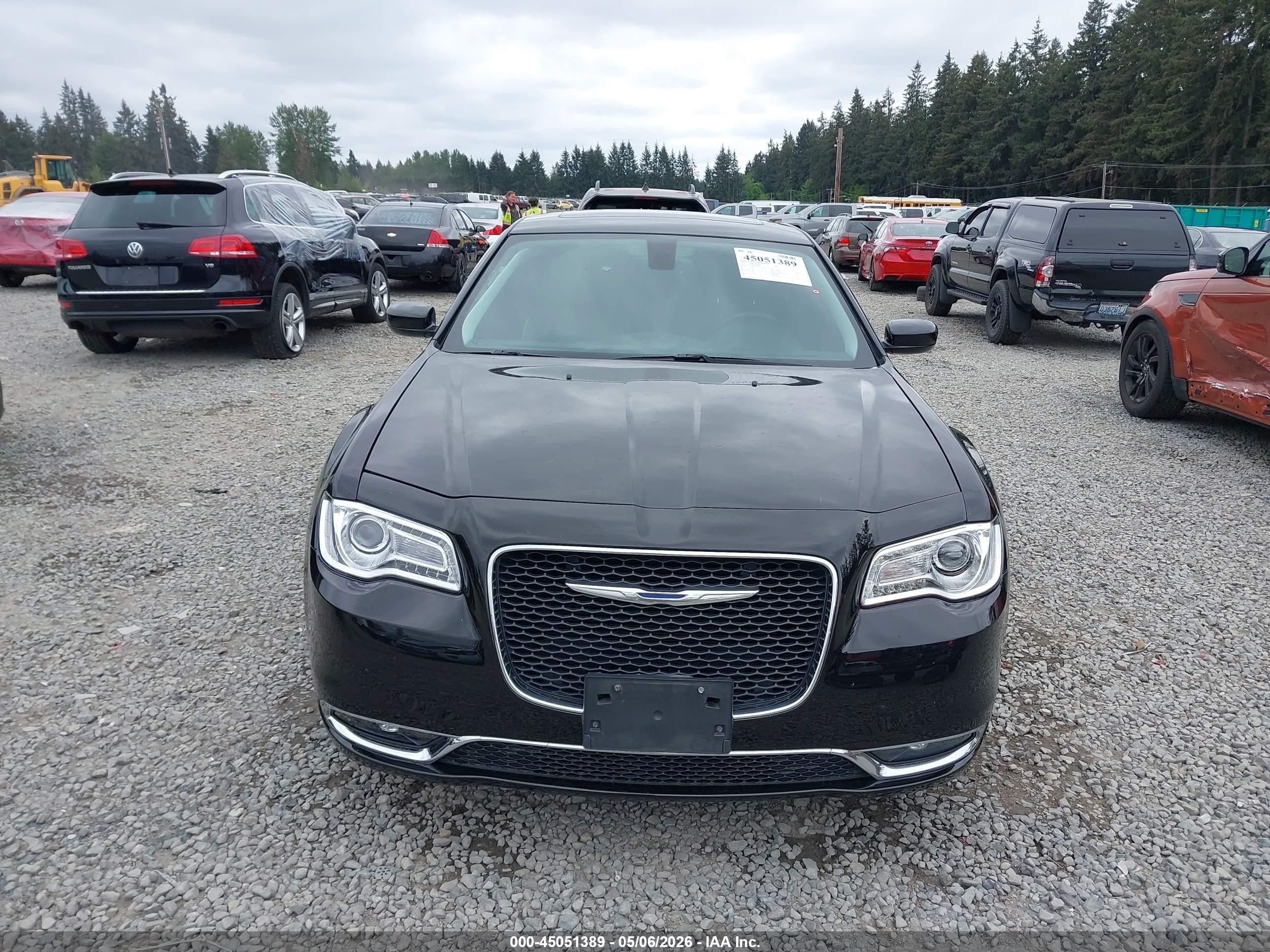2015 Chrysler 300 Touring Black vin: 2C3CCAAG0FH828595
