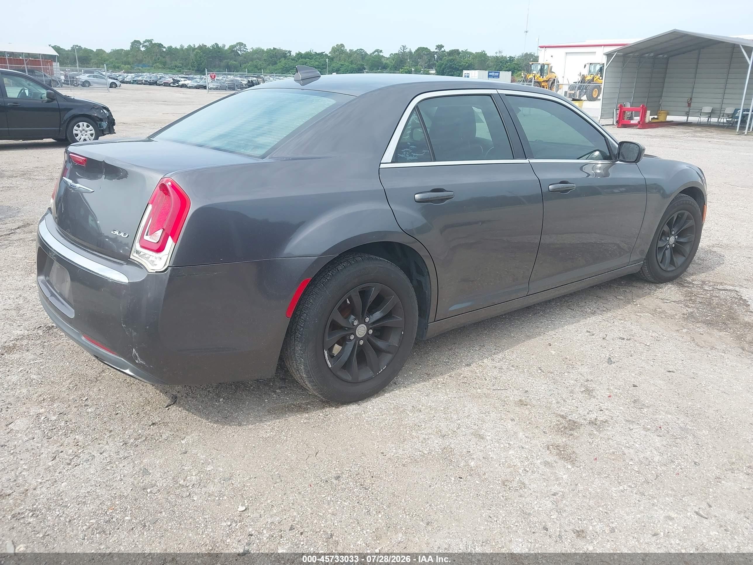 2015 Chrysler 300 Limited Серый vin: 2C3CCAAG0FH853545
