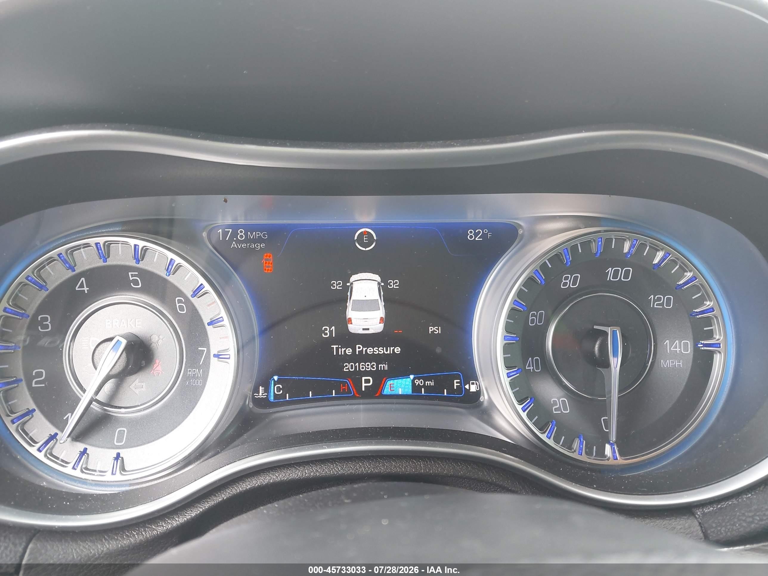 2015 Chrysler 300 Limited Серый vin: 2C3CCAAG0FH853545