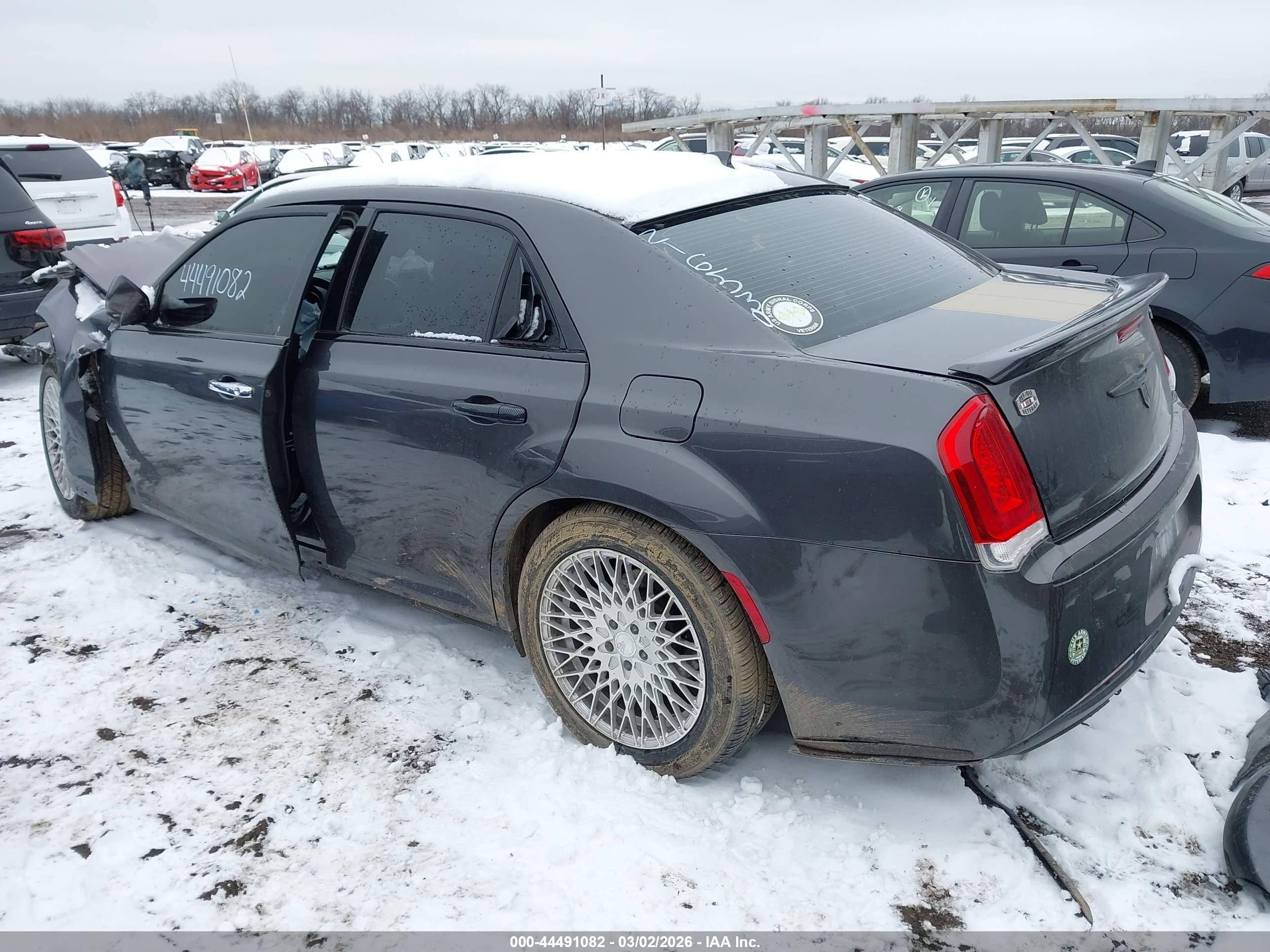 2016 Chrysler 300 Limited Gray vin: 2C3CCAAG0GH216530