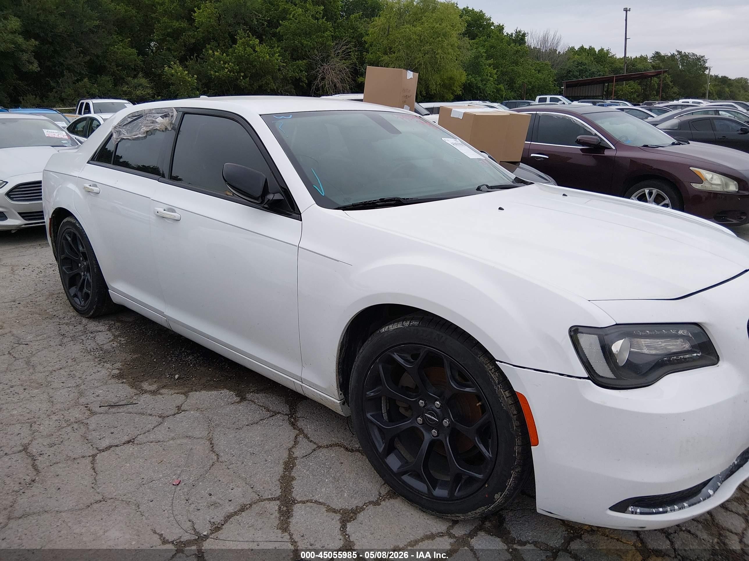 2020 Chrysler 300 Touring White vin: 2C3CCAAG0LH123050