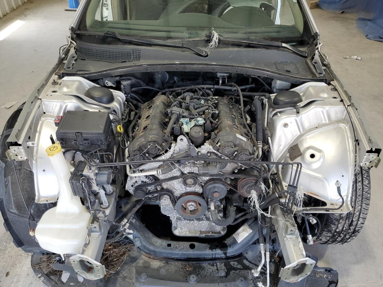 2012 Chrysler 300 Silver vin: 2C3CCAAG1CH289268 Damage: Front Bumper Reinforcement, Missing, Replacement Required