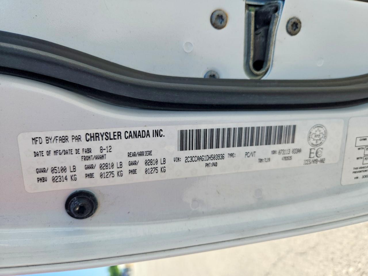 2013 Chrysler 300 White vin: 2C3CCAAG1DH503936
