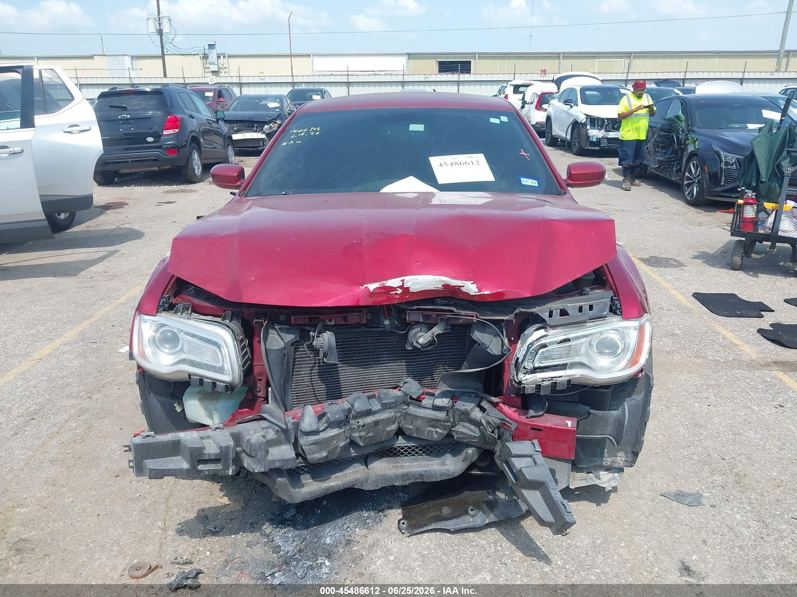 2013 Chrysler 300 Motown Red vin: 2C3CCAAG1DH551338