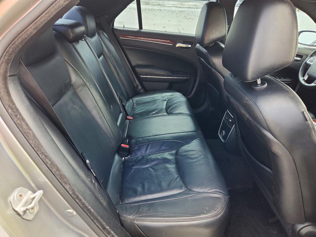 2013 Chrysler 300 Gray vin: 2C3CCAAG1DH572285