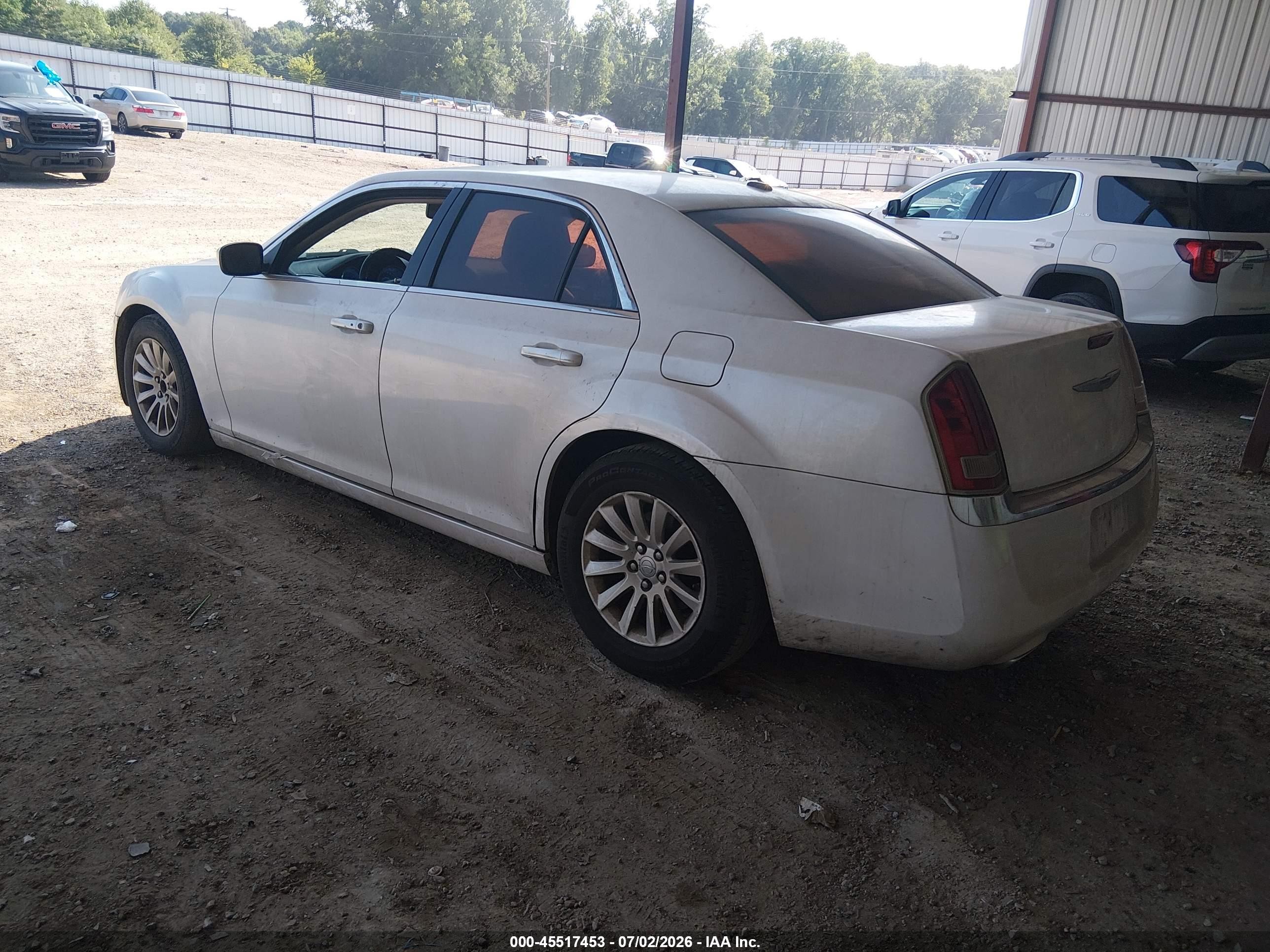 2013 Chrysler 300 Motown White vin: 2C3CCAAG1DH574960