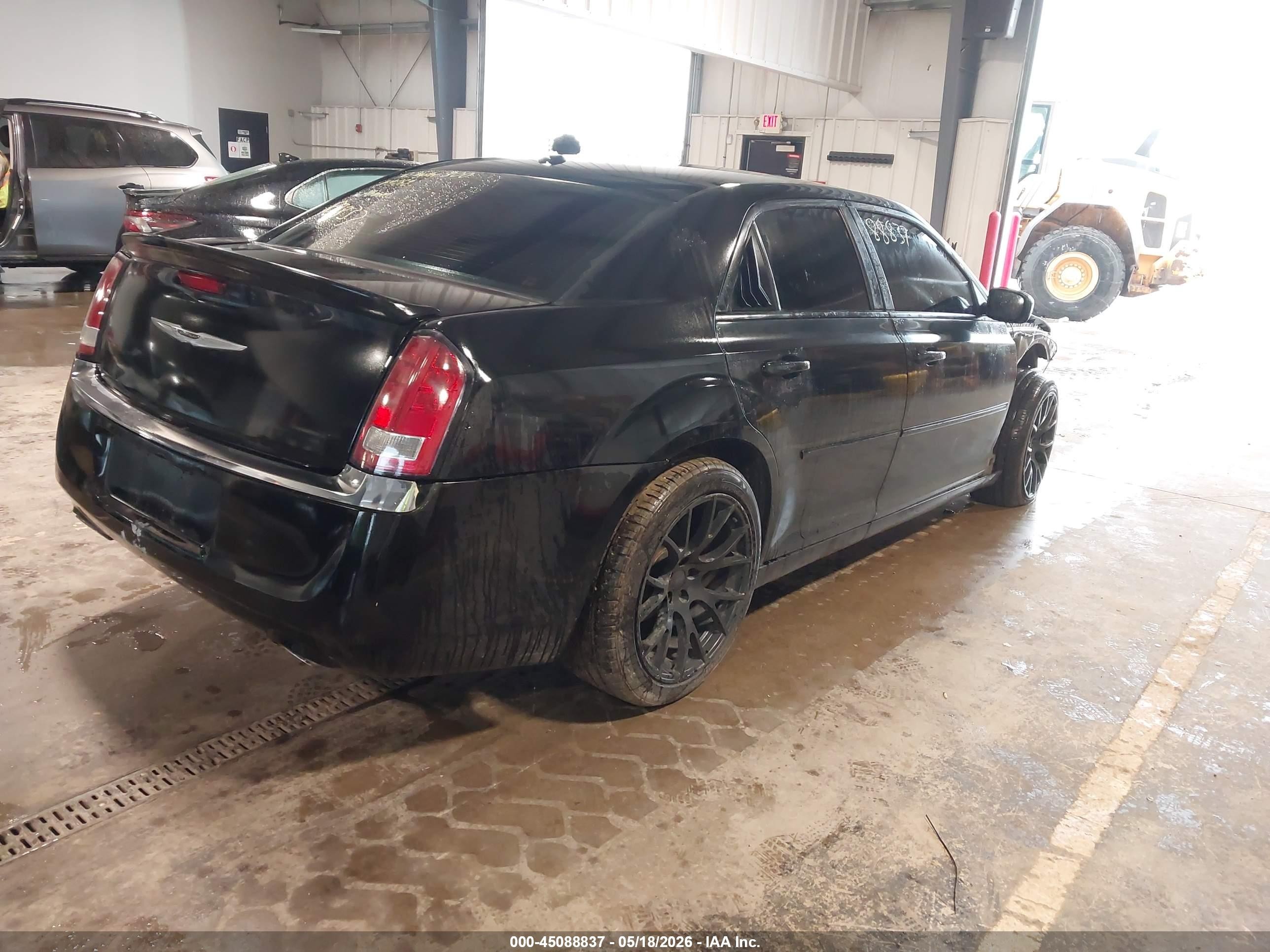 2014 Chrysler 300   Black vin: 2C3CCAAG1EH260100