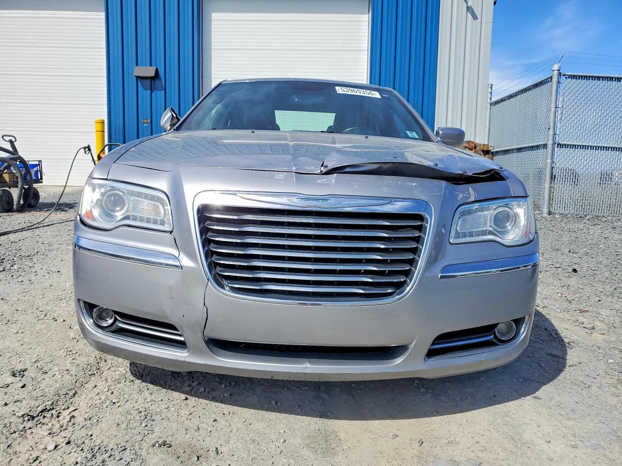 2014 Chrysler 300 Серебряный vin: 2C3CCAAG1EH269315