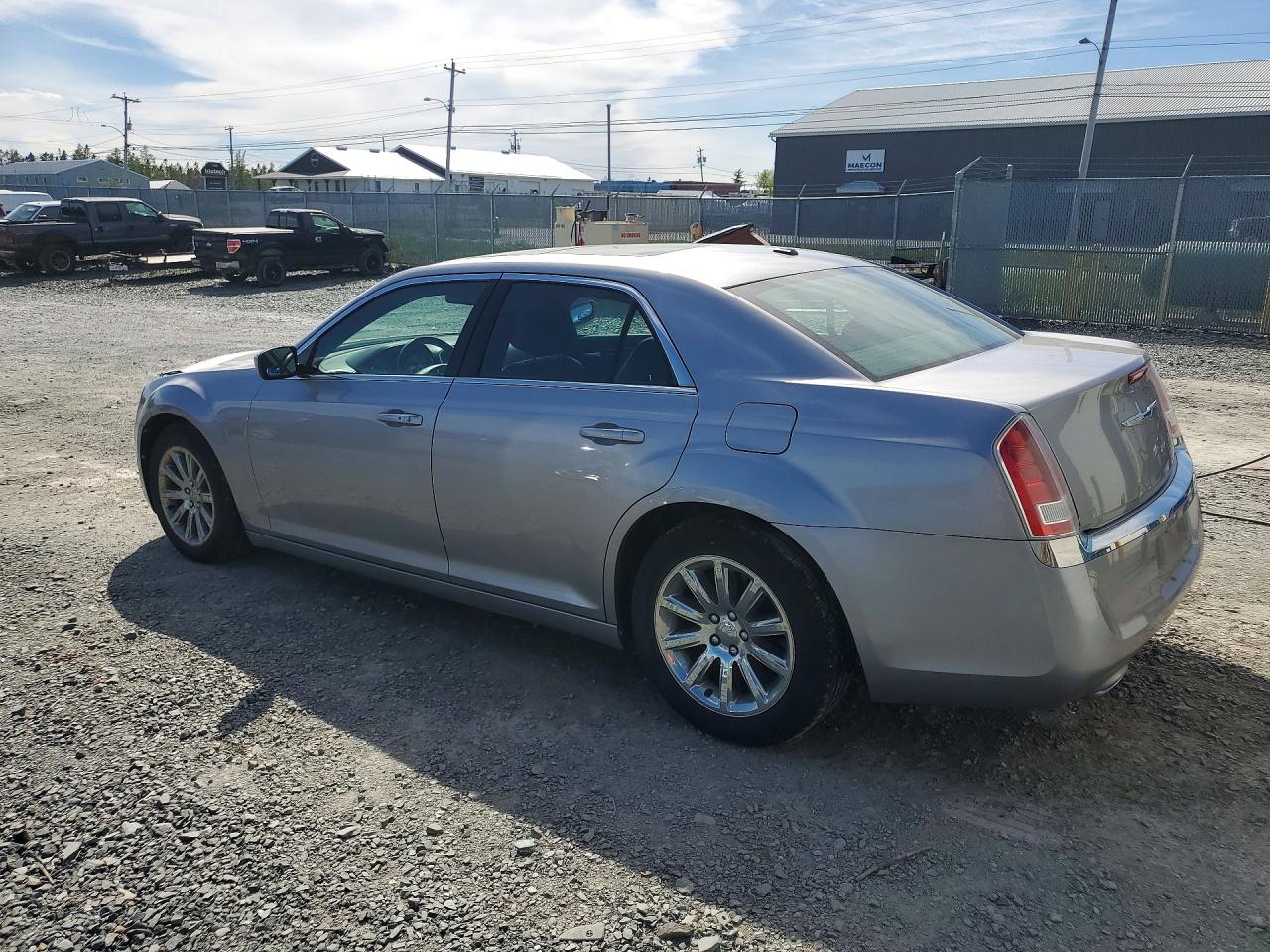 2014 Chrysler 300 Серебряный vin: 2C3CCAAG1EH269315