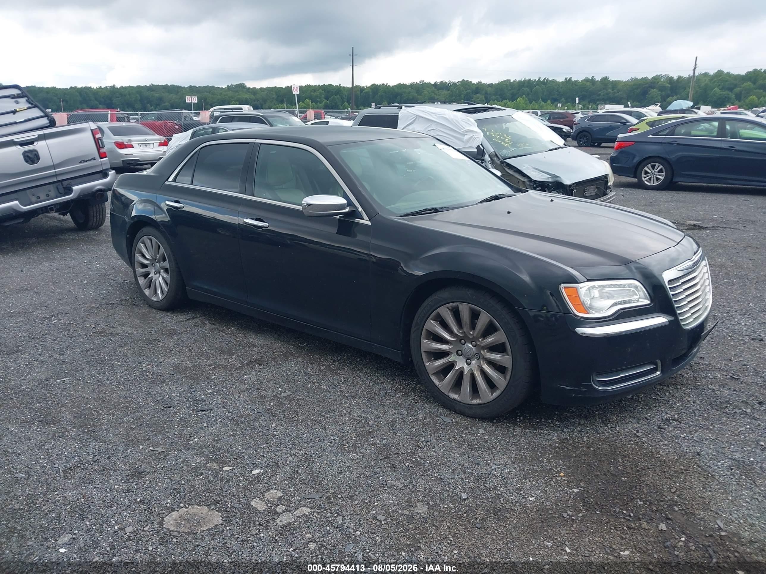 2014 Chrysler 300 Uptown Edition Black vin: 2C3CCAAG1EH327567