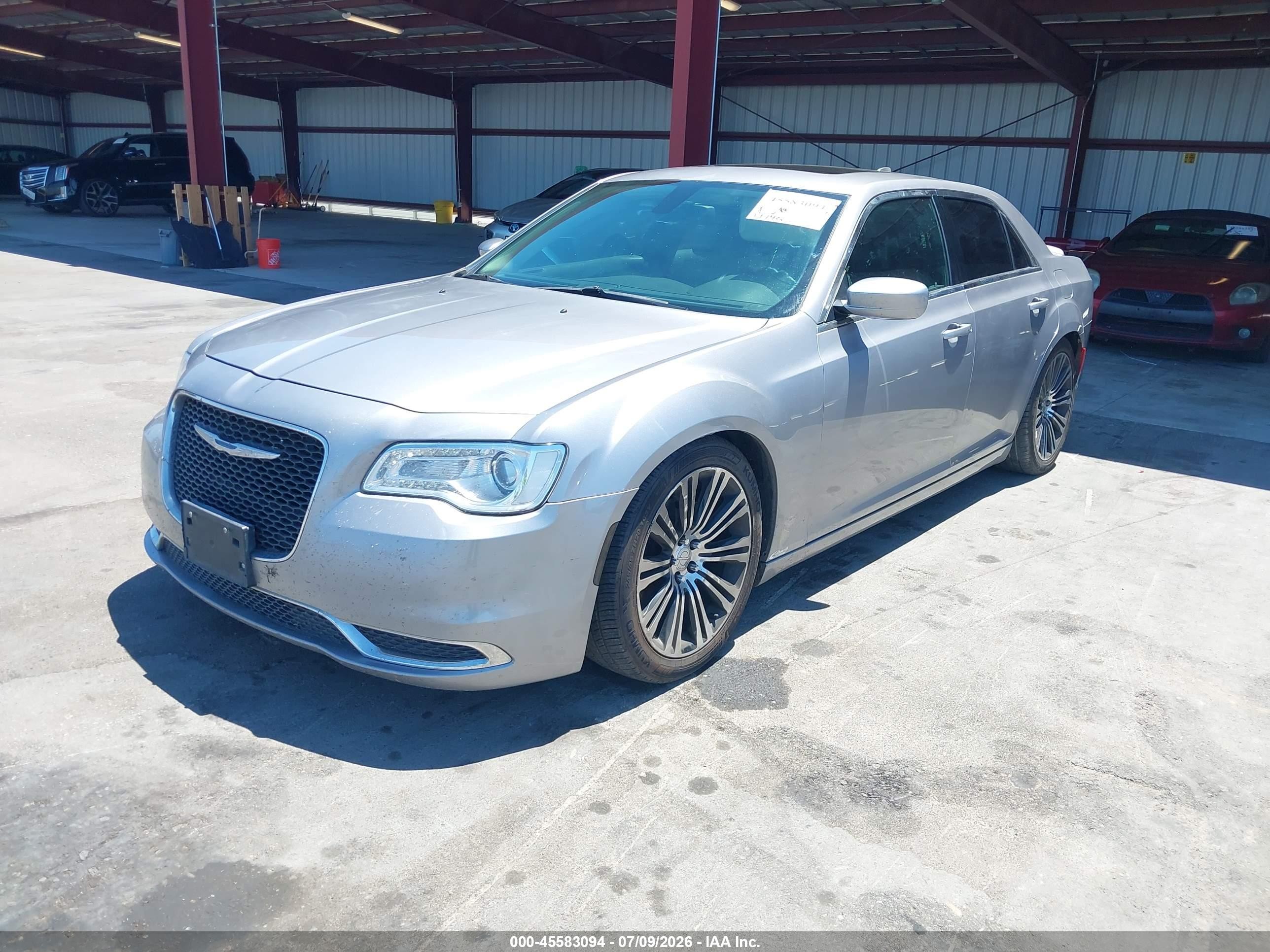 2015 Chrysler 300 Limited Silver vin: 2C3CCAAG1FH872055