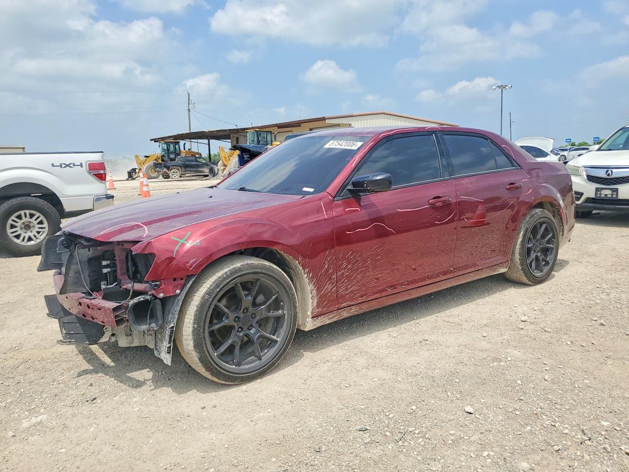 2019 Chrysler 300 Touring Maroon vin: 2C3CCAAG1KH745879