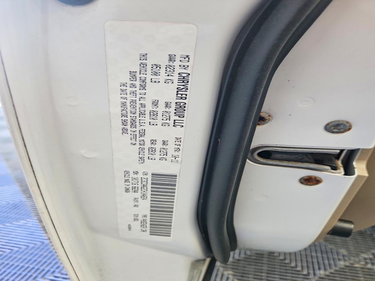 2012 Chrysler 300 White vin: 2C3CCAAG2CH104824