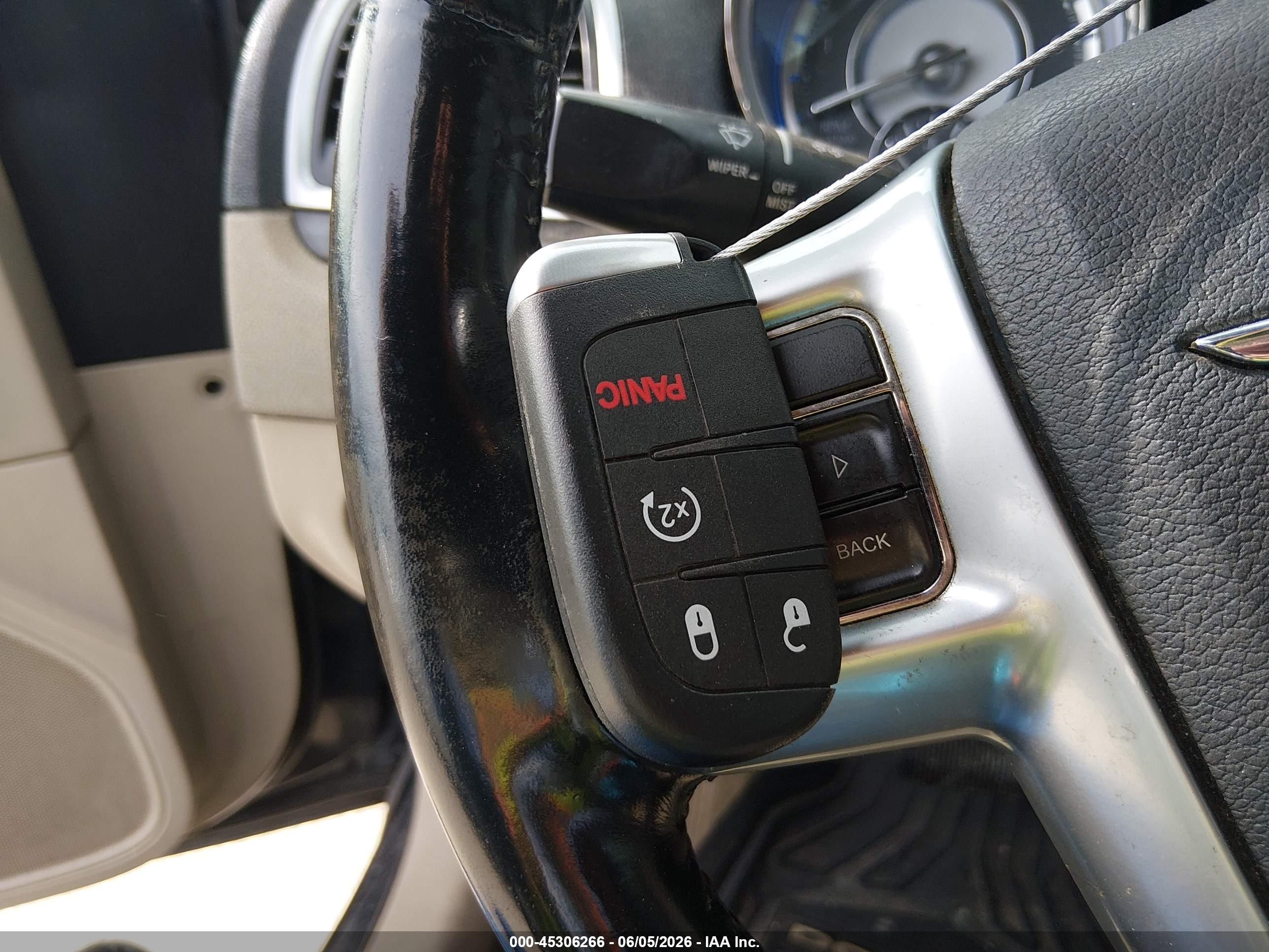2012 Chrysler 300   Черный vin: 2C3CCAAG2CH138374