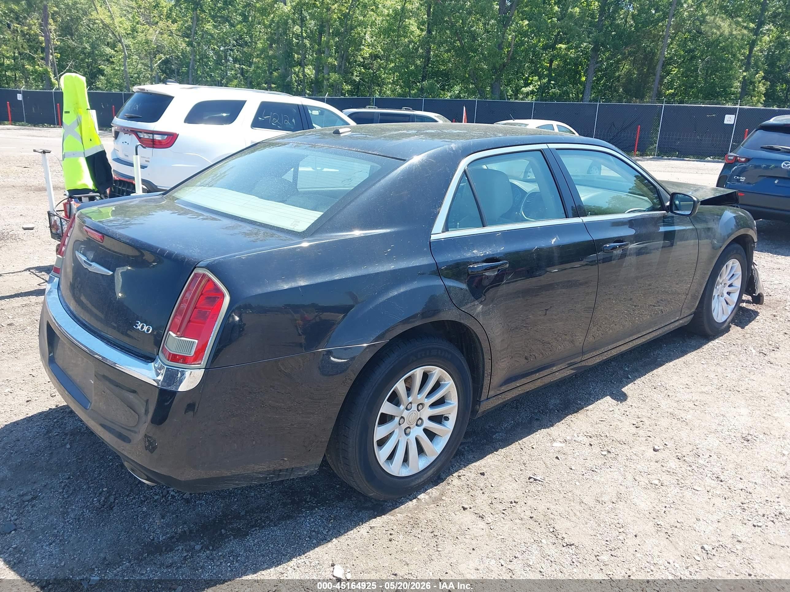 2013 Chrysler 300 Motown Черный vin: 2C3CCAAG2DH527887