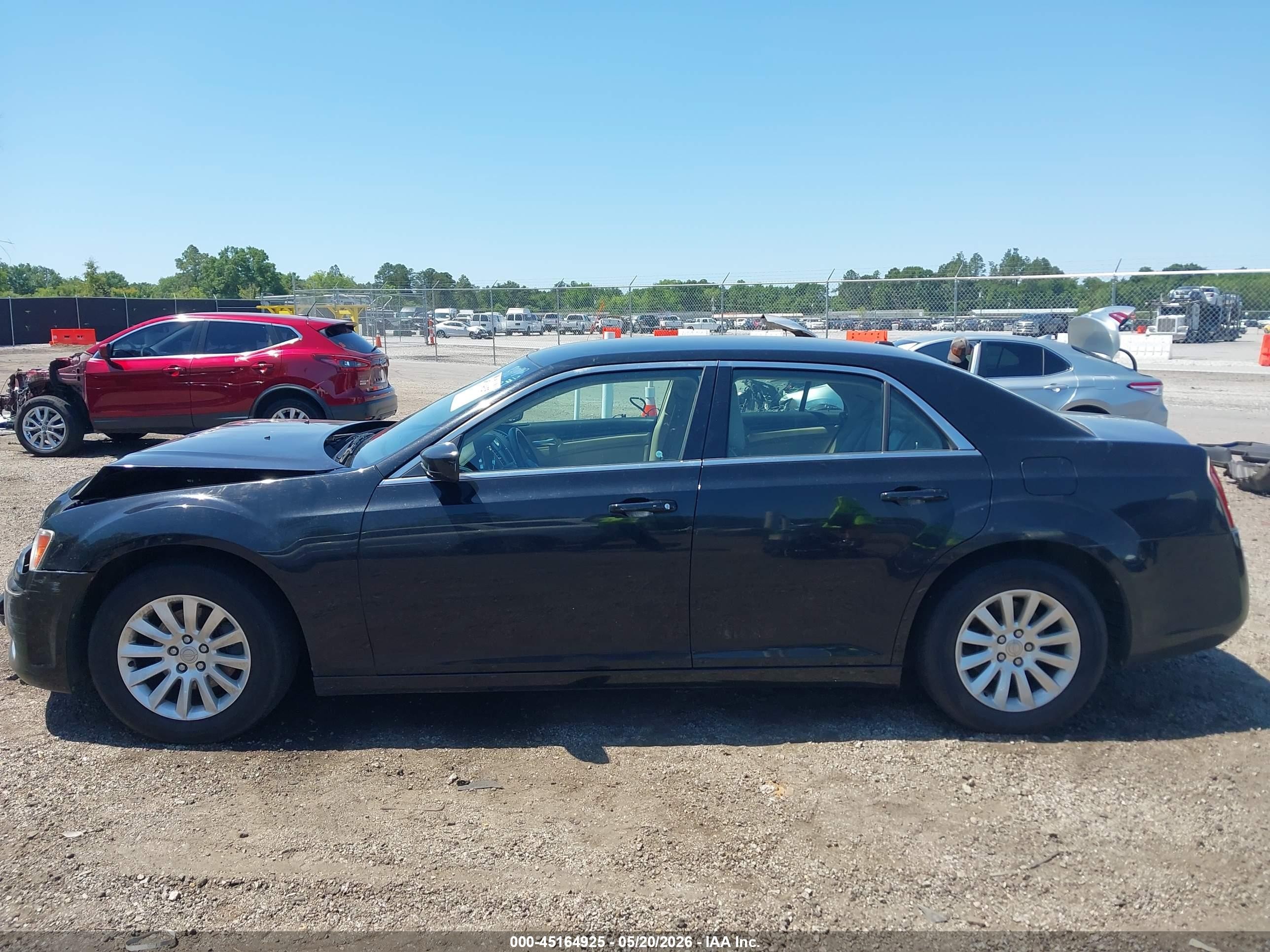 2013 Chrysler 300 Motown Черный vin: 2C3CCAAG2DH527887