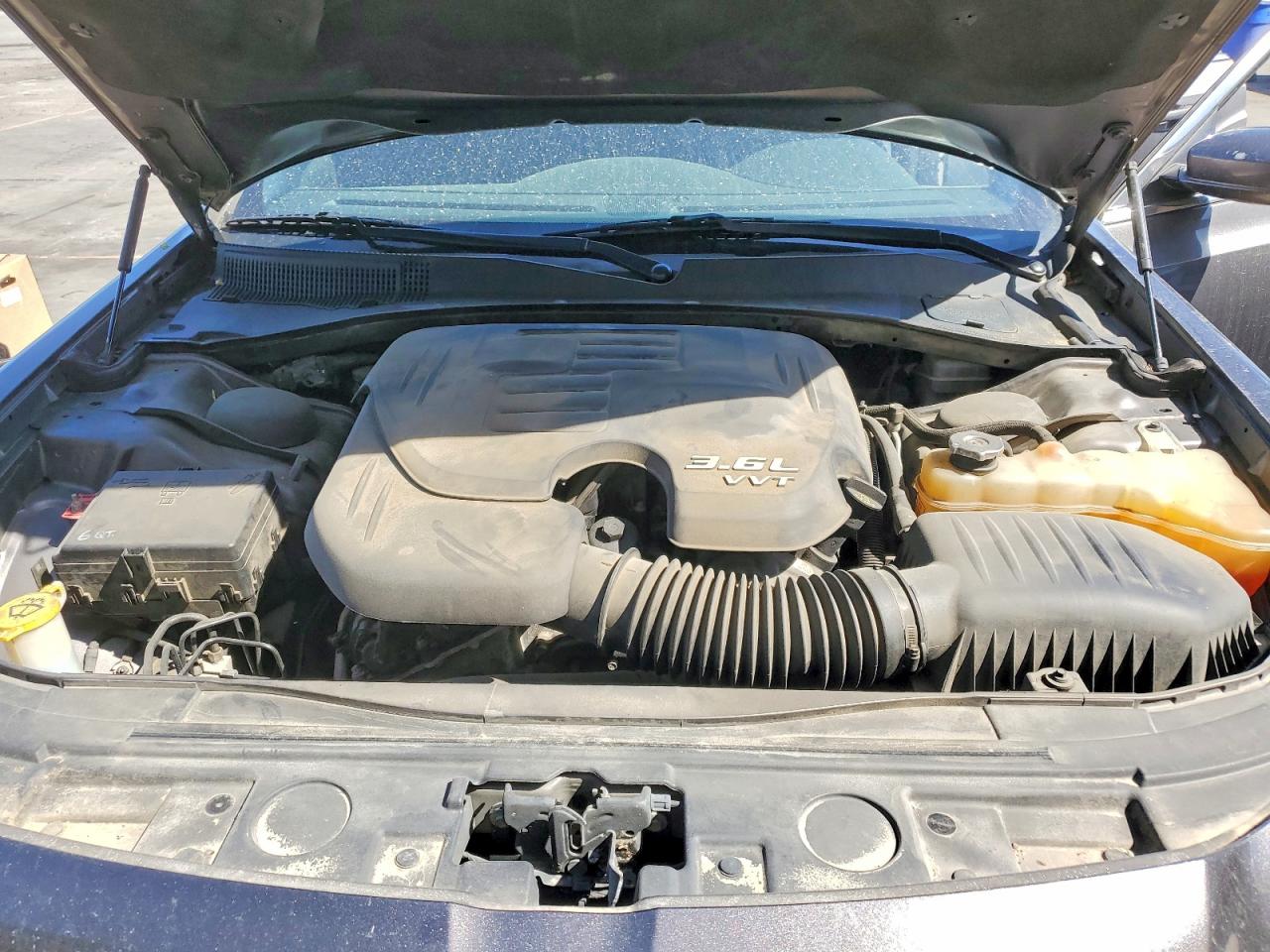 2013 Chrysler 300 Угольный vin: 2C3CCAAG2DH569136
