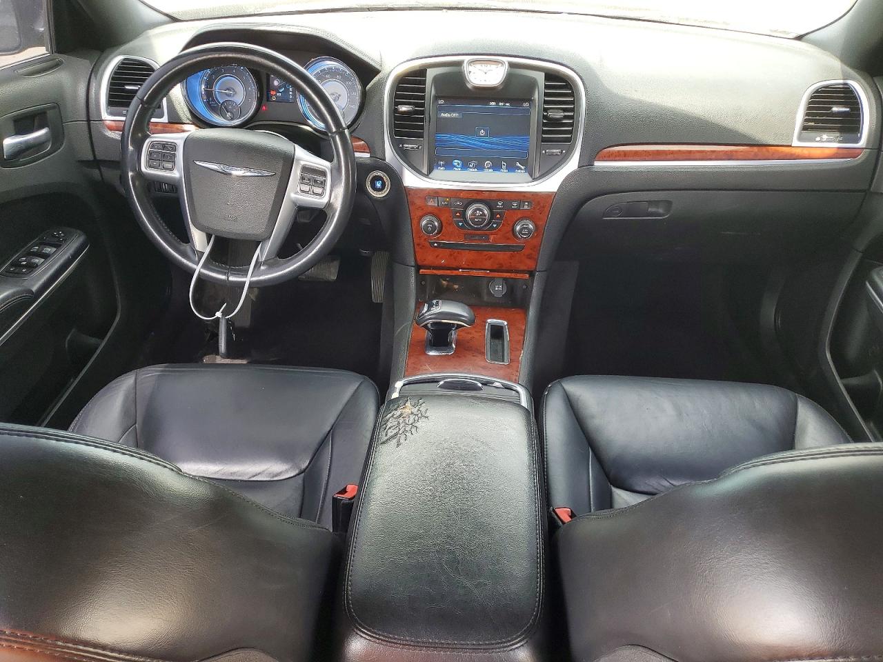 2013 Chrysler 300 Черный vin: 2C3CCAAG2DH613295