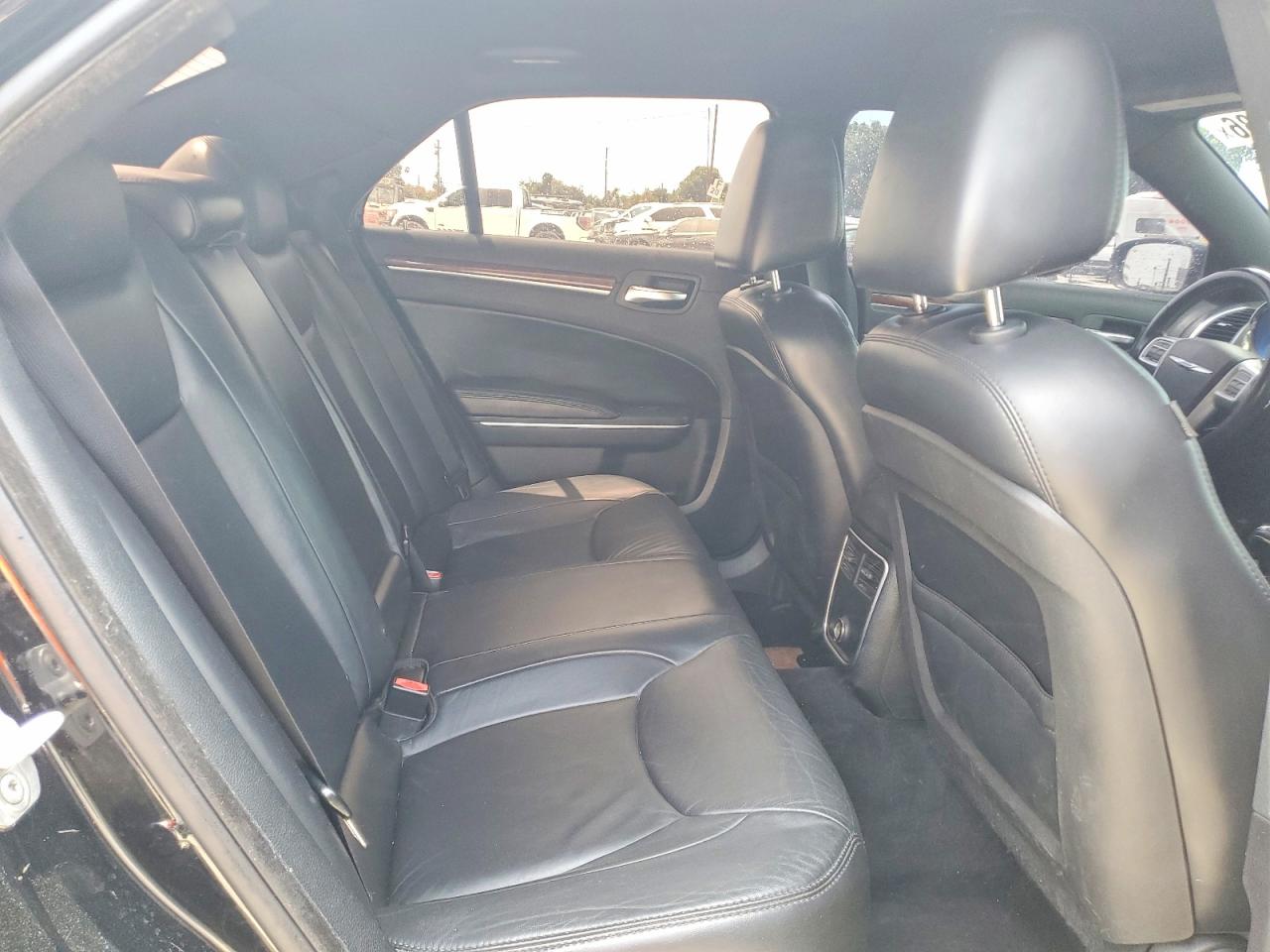 2013 Chrysler 300 Черный vin: 2C3CCAAG2DH613295