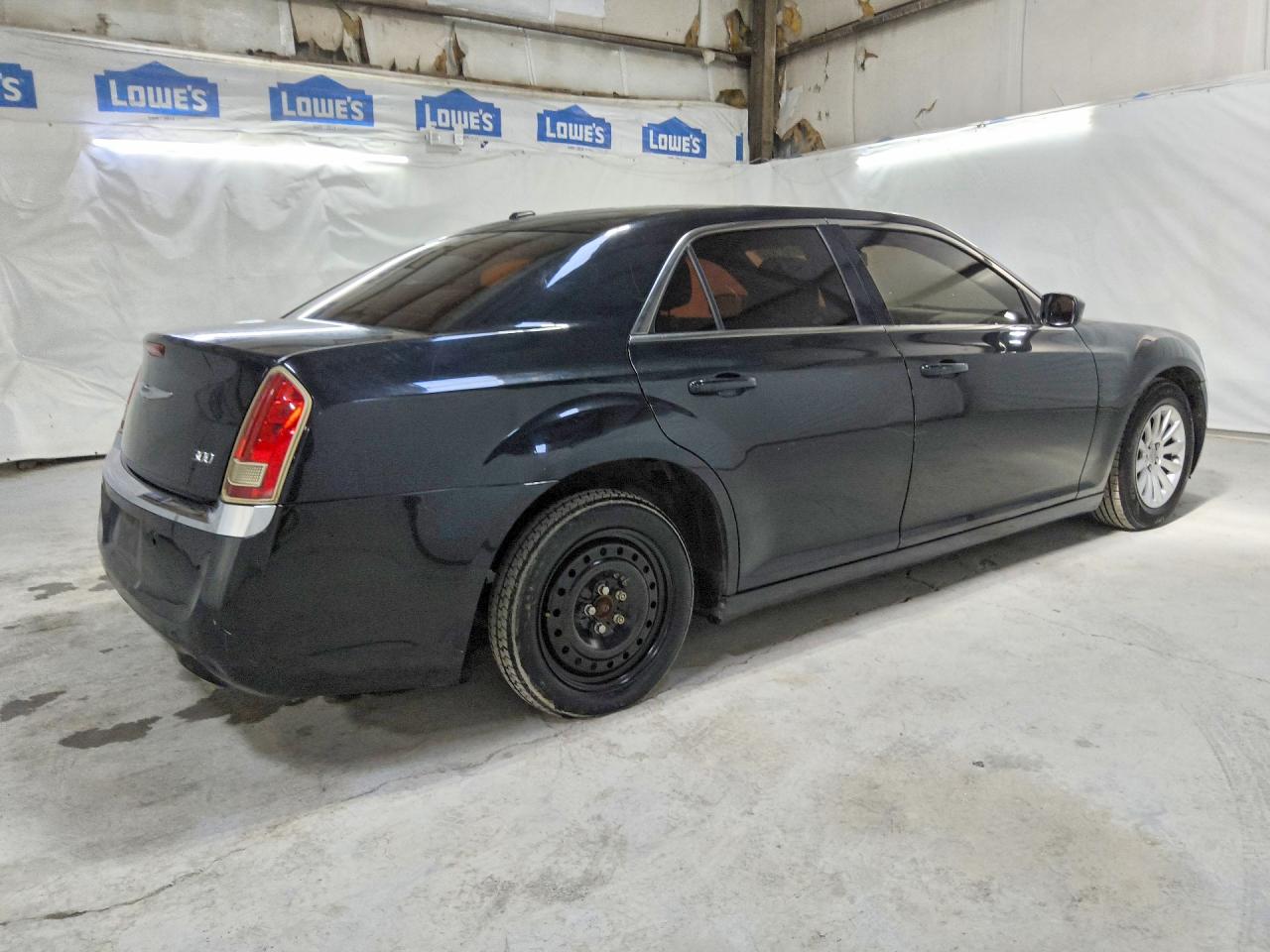 2013 Chrysler 300 Black vin: 2C3CCAAG2DH728365