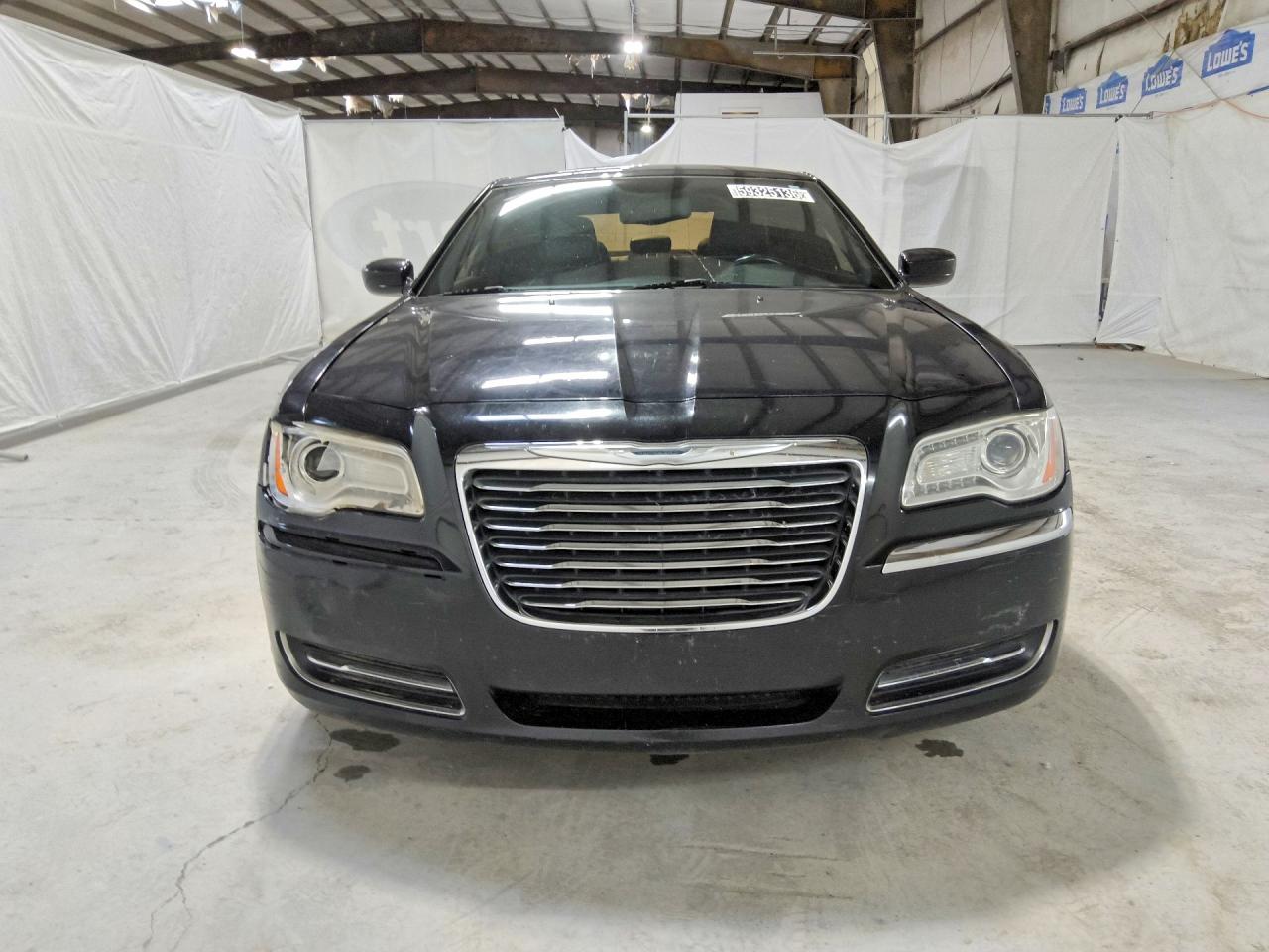 2013 Chrysler 300 Black vin: 2C3CCAAG2DH728365