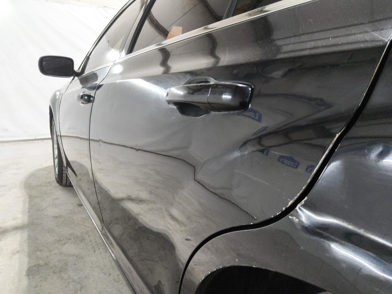 2013 Chrysler 300 Black vin: 2C3CCAAG2DH728365 Damage: Left Rear Door, Heavy Scratch, 3 To 4 Inches