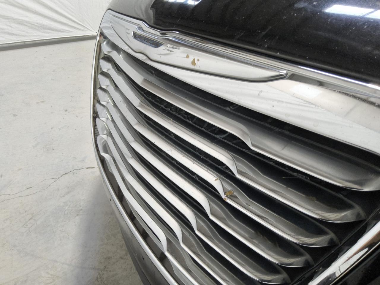 2013 Chrysler 300 Black vin: 2C3CCAAG2DH728365 Damage: Grille Molding, Gouged, 1 To 2 Inches