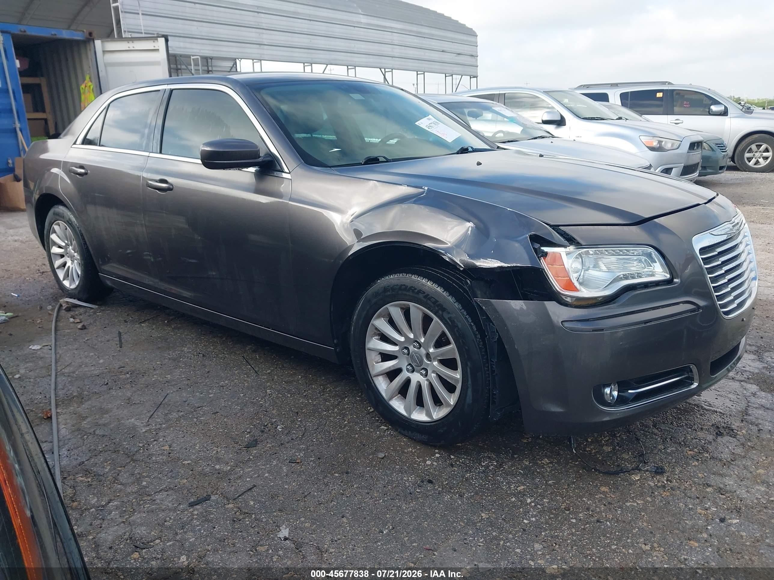 2013 Chrysler 300 Motown Gray vin: 2C3CCAAG2DH743139