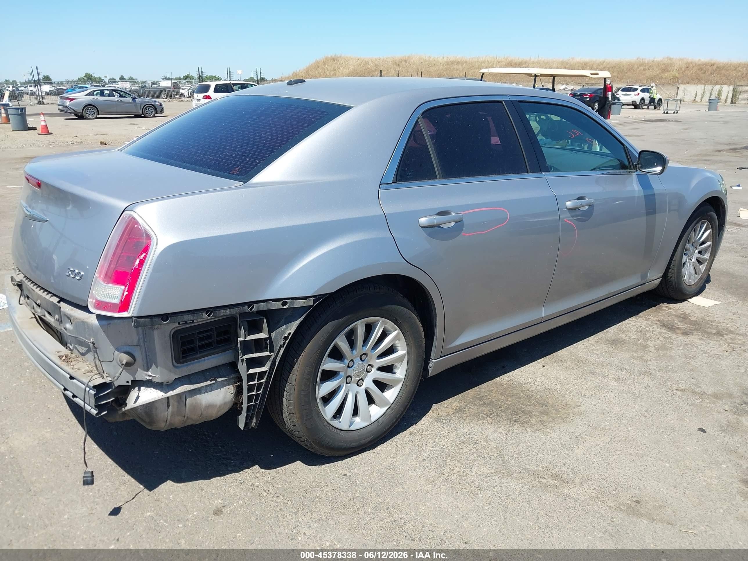 2014 Chrysler 300   Silver vin: 2C3CCAAG2EH100887