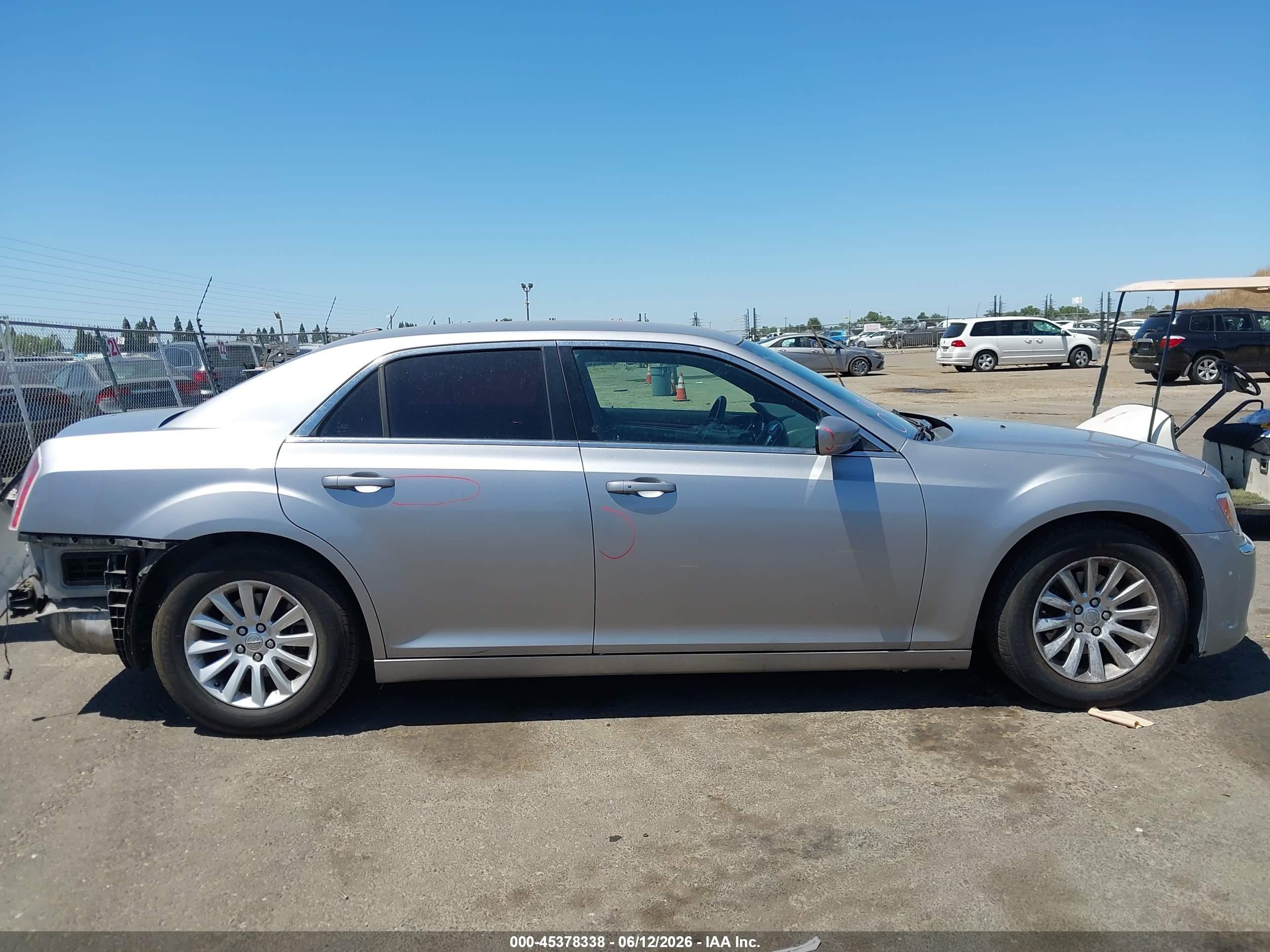 2014 Chrysler 300   Silver vin: 2C3CCAAG2EH100887