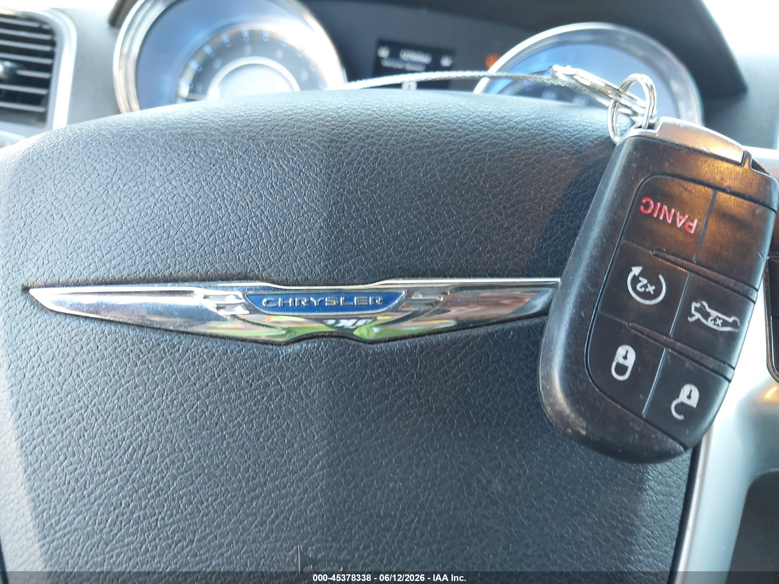 2014 Chrysler 300   Silver vin: 2C3CCAAG2EH100887