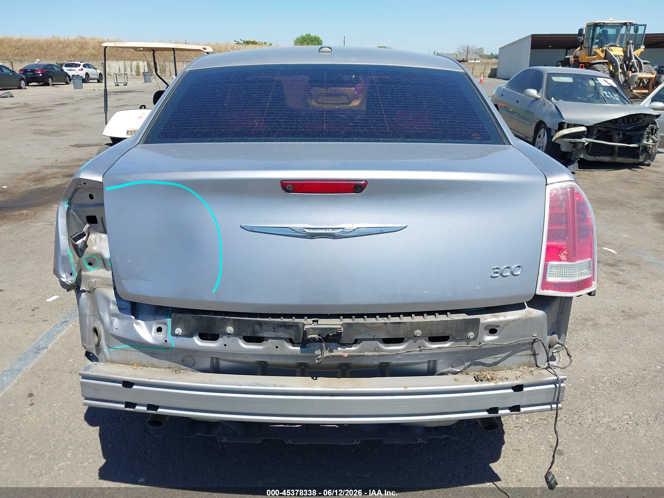 2014 Chrysler 300   Silver vin: 2C3CCAAG2EH100887