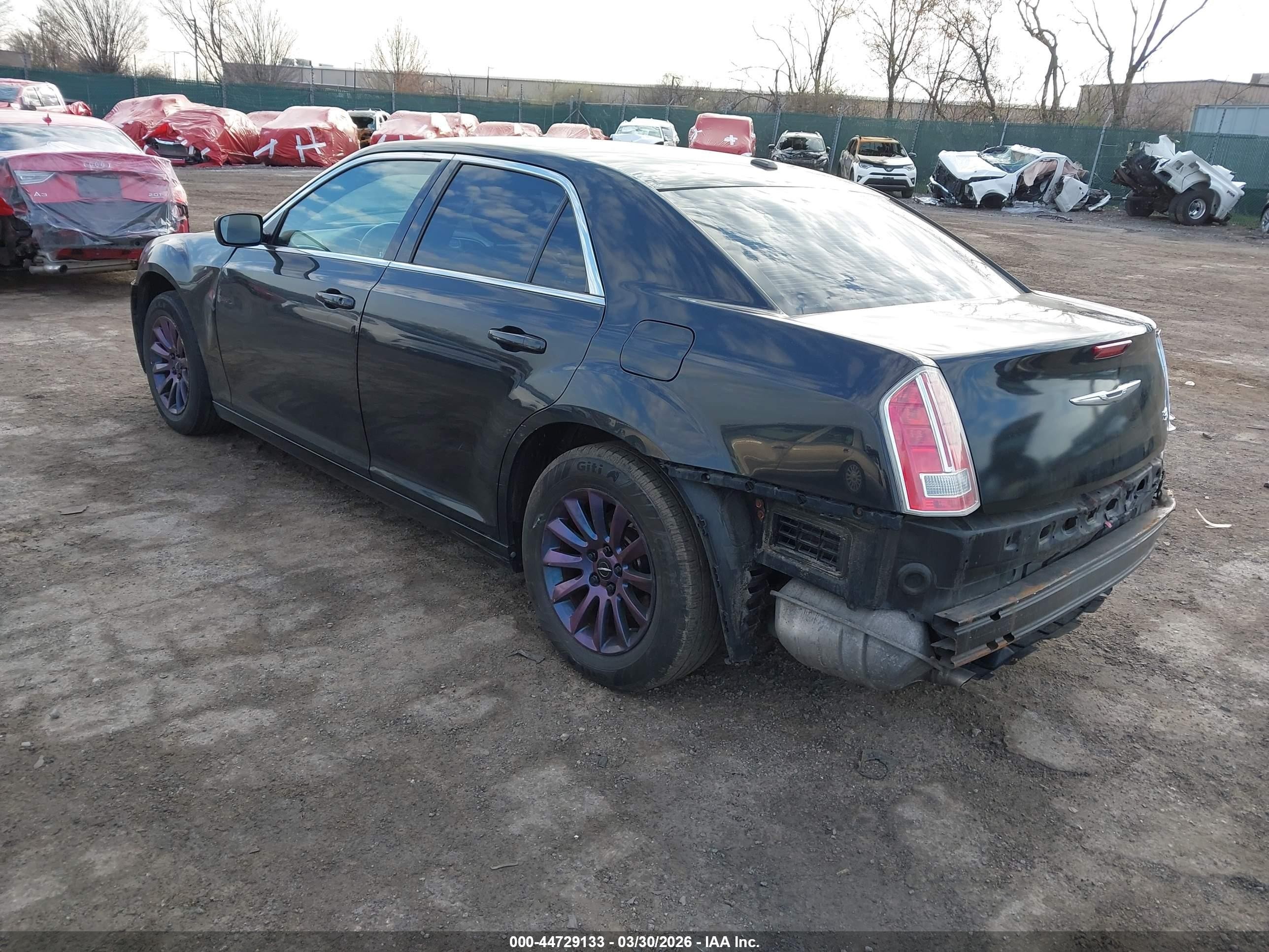 2014 Chrysler 300   Black vin: 2C3CCAAG2EH136093