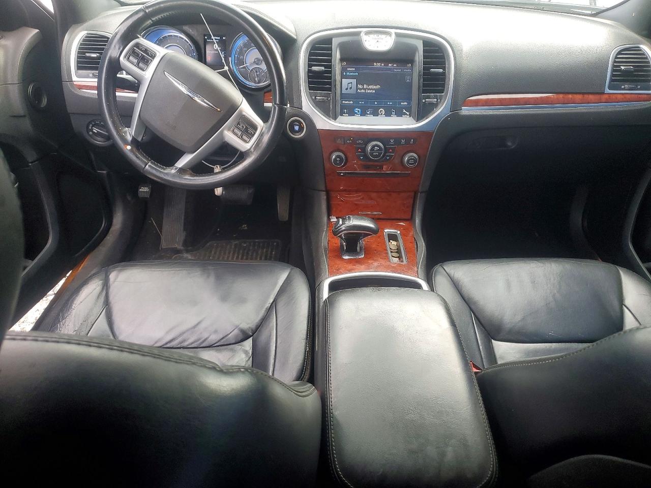 2014 Chrysler 300 Gray vin: 2C3CCAAG2EH138409