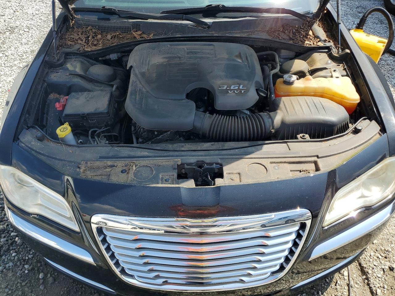 2014 Chrysler 300 Black vin: 2C3CCAAG2EH200035