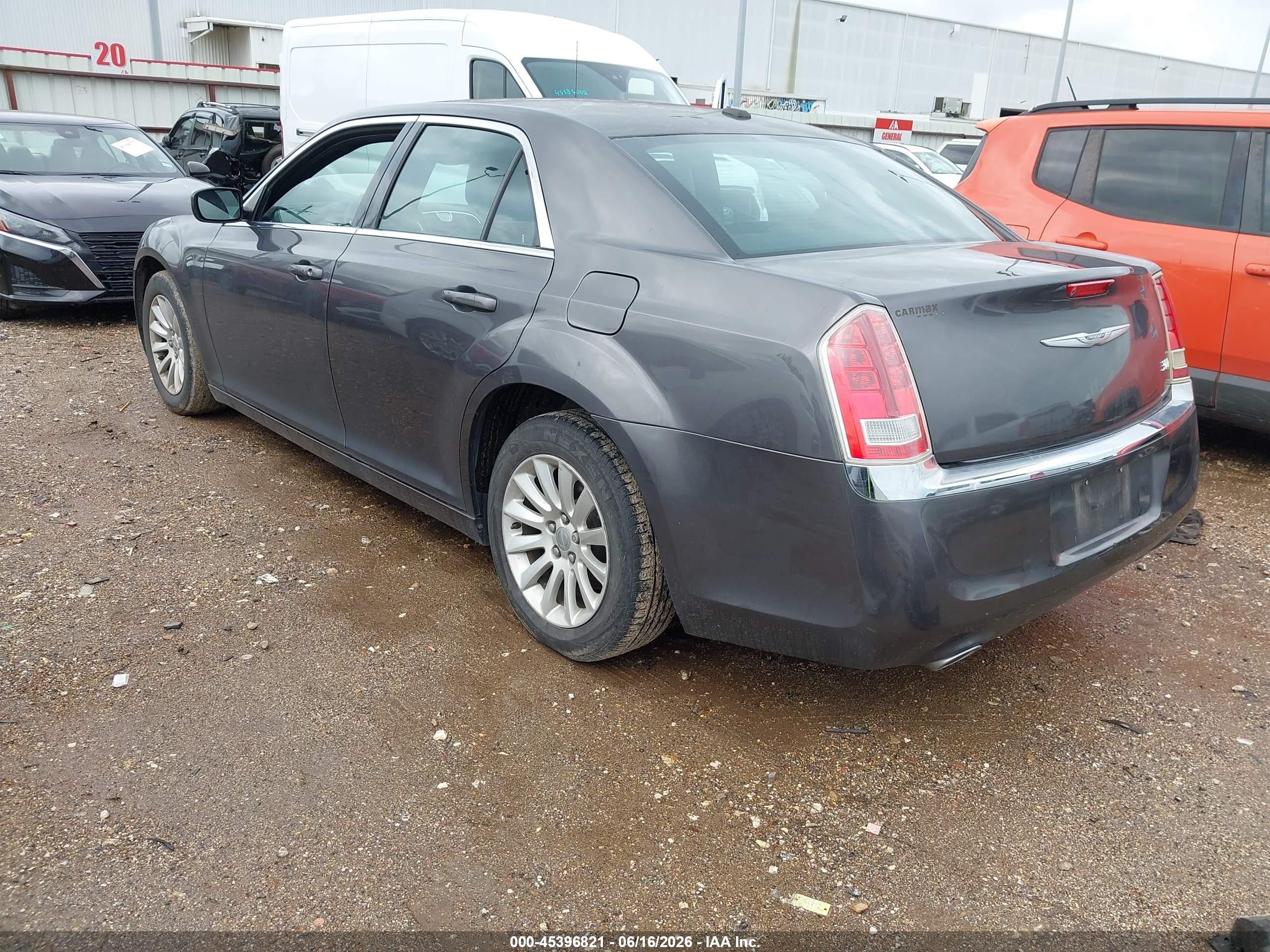 2014 Chrysler 300   Gray vin: 2C3CCAAG2EH214310
