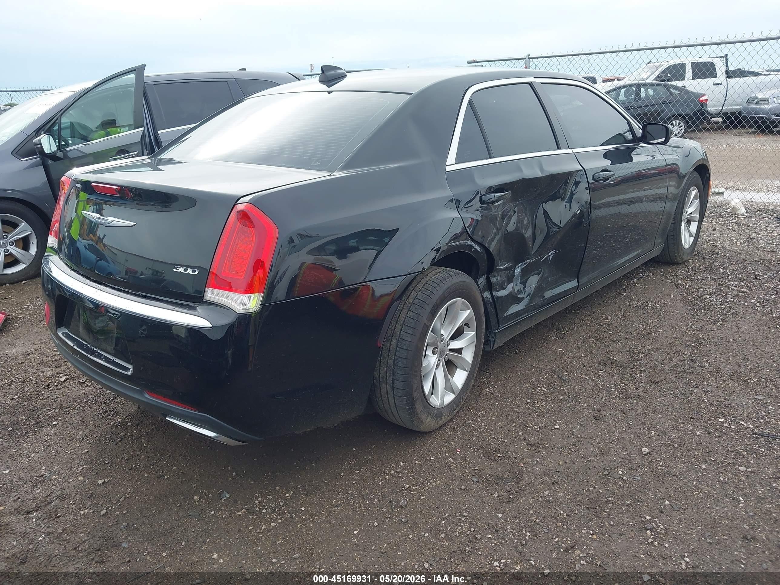 2015 Chrysler 300 Limited Black vin: 2C3CCAAG2FH830090