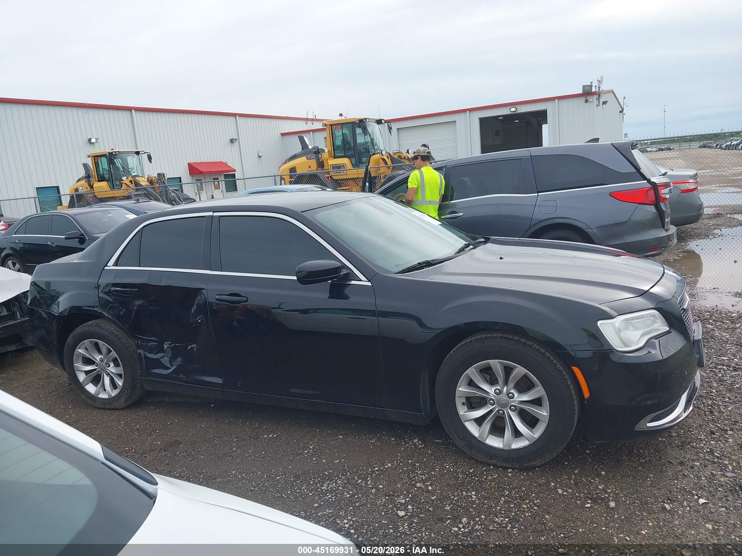 2015 Chrysler 300 Limited Black vin: 2C3CCAAG2FH830090