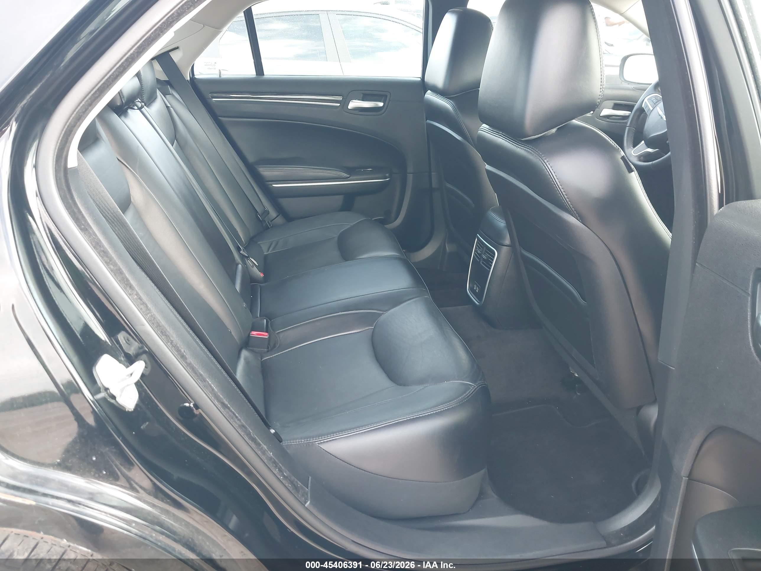 2015 Chrysler 300 Limited Black vin: 2C3CCAAG2FH849271