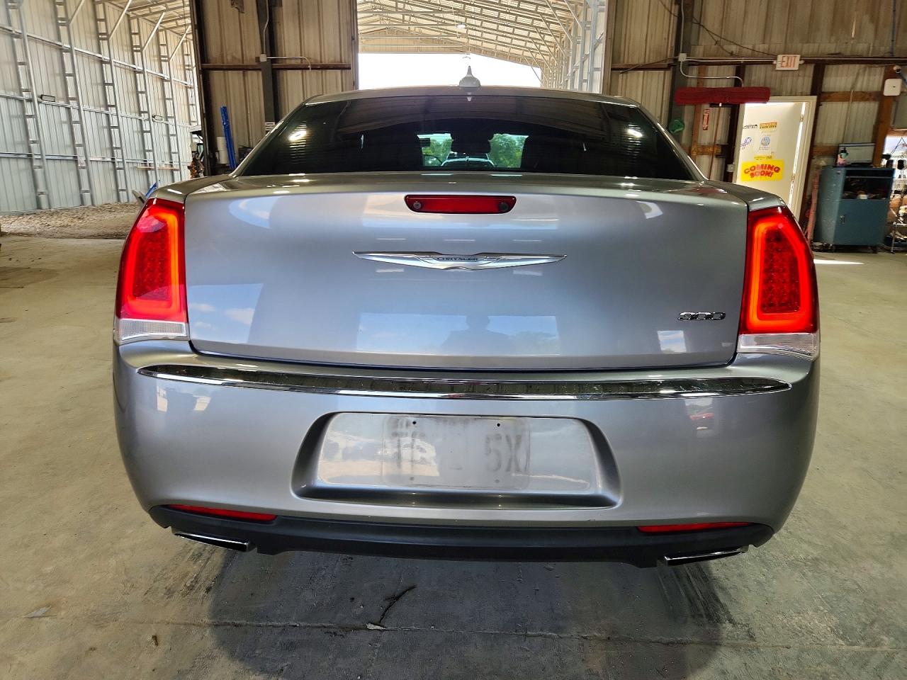2016 Chrysler 300 Limited Gray vin: 2C3CCAAG2GH181263