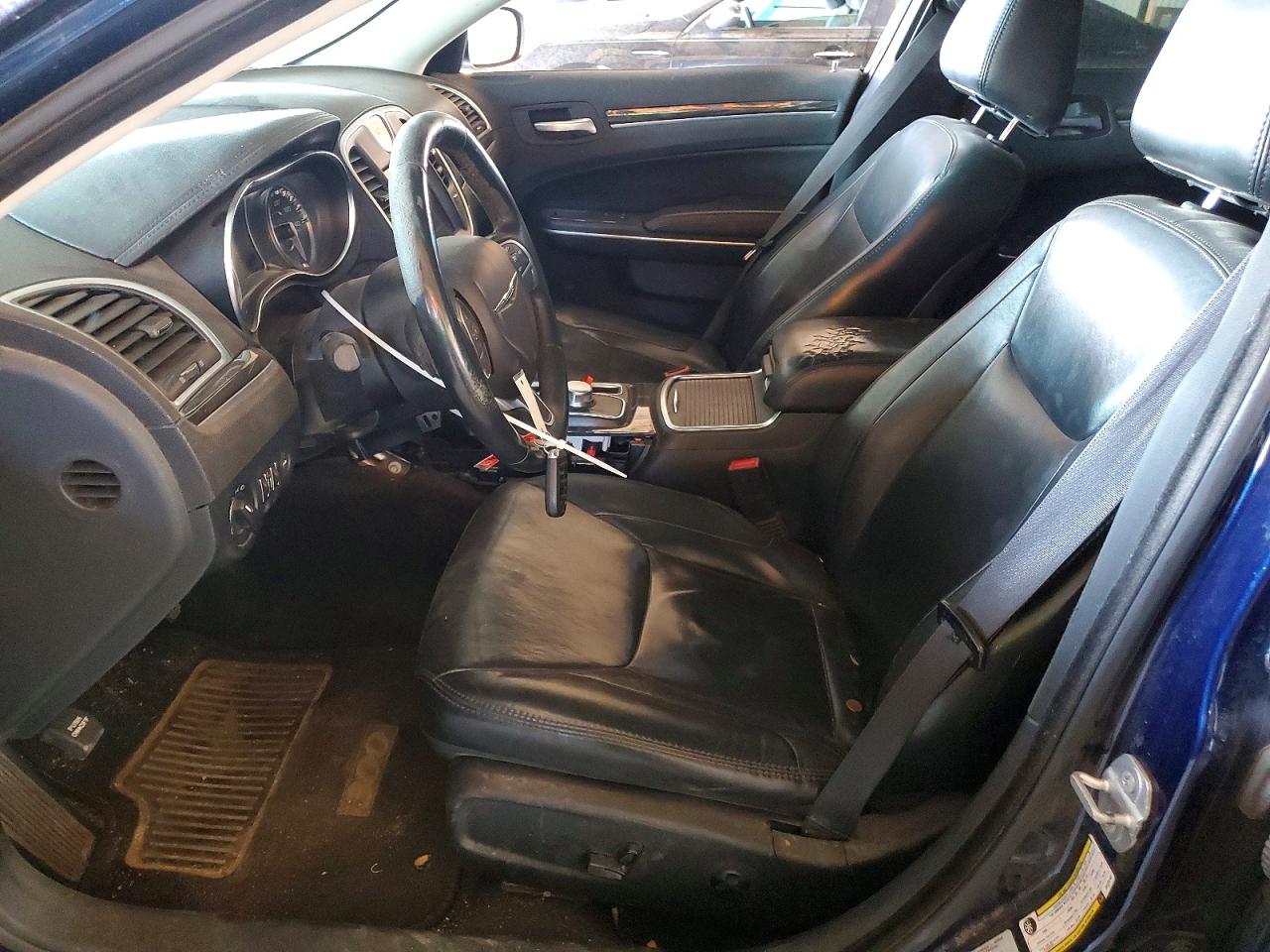 2016 Chrysler 300 Limited Blue vin: 2C3CCAAG2GH224192