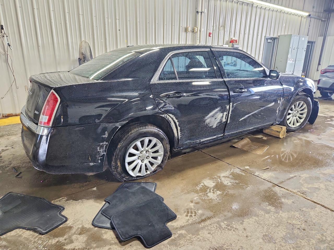 2012 Chrysler 300 Black vin: 2C3CCAAG3CH104783
